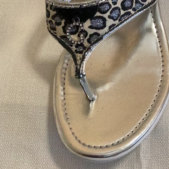 GUESS women’s Sandals Cheetah and Bling White / Silver 11 - Picture 4 of 5